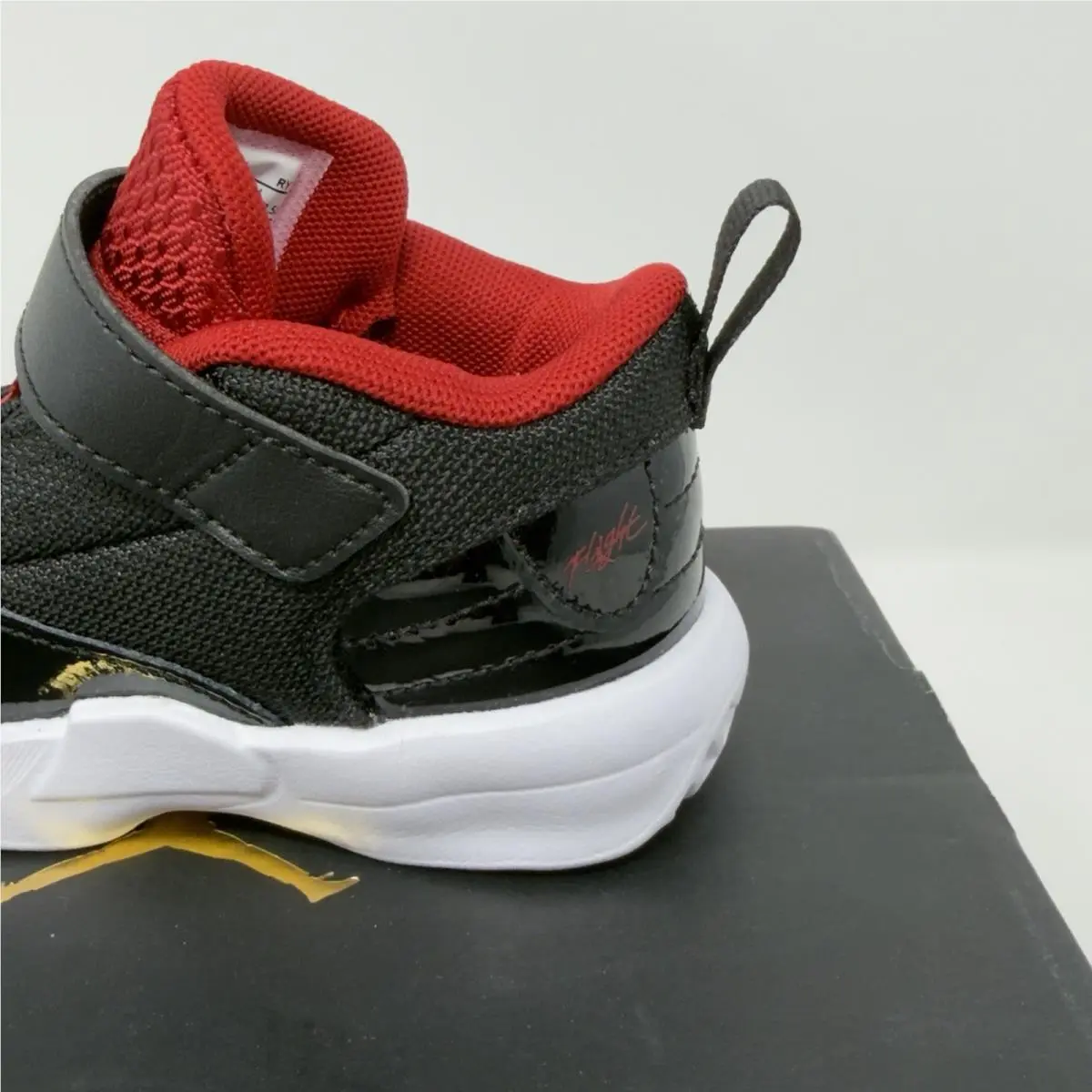 Nike shoes - Jordan Max Aura 6 - Max Aura - FQ8296 FQ8296-006 - Black/Red/White (UPC: 0197597024769) 5