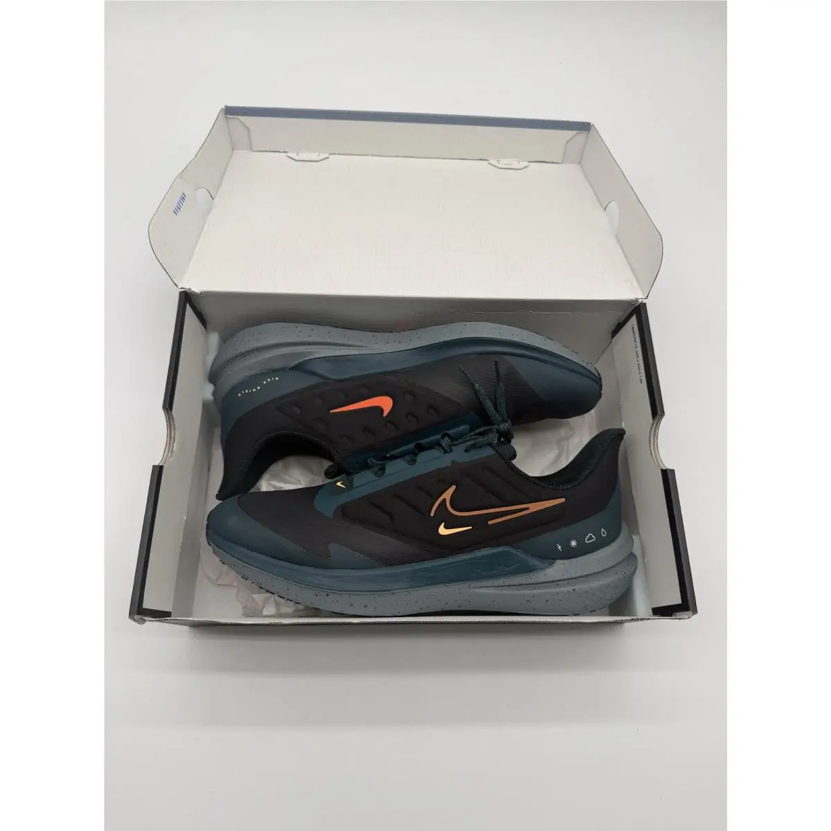 Air Winflo Shield Shoes Mens Size 11.5 Black Teal Running DM1106 002 by Nike