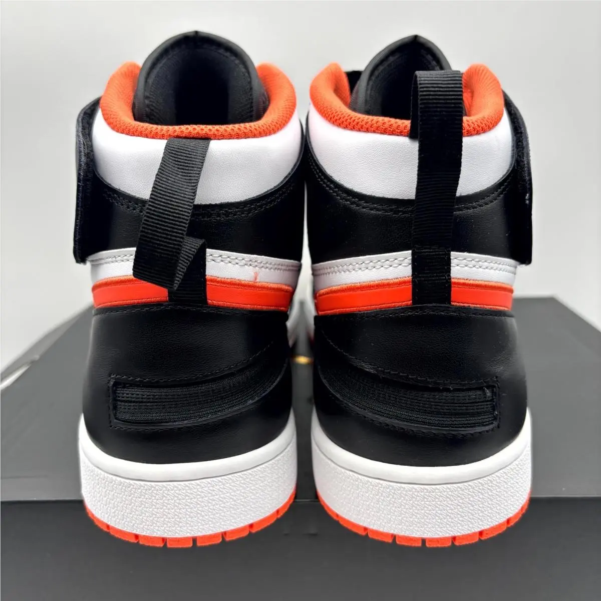 Nike shoes - Nike Air Jordan 1 High FlyEase CQ3835-008 - CQ3835-008 - White (UPC: 194953258431) 2