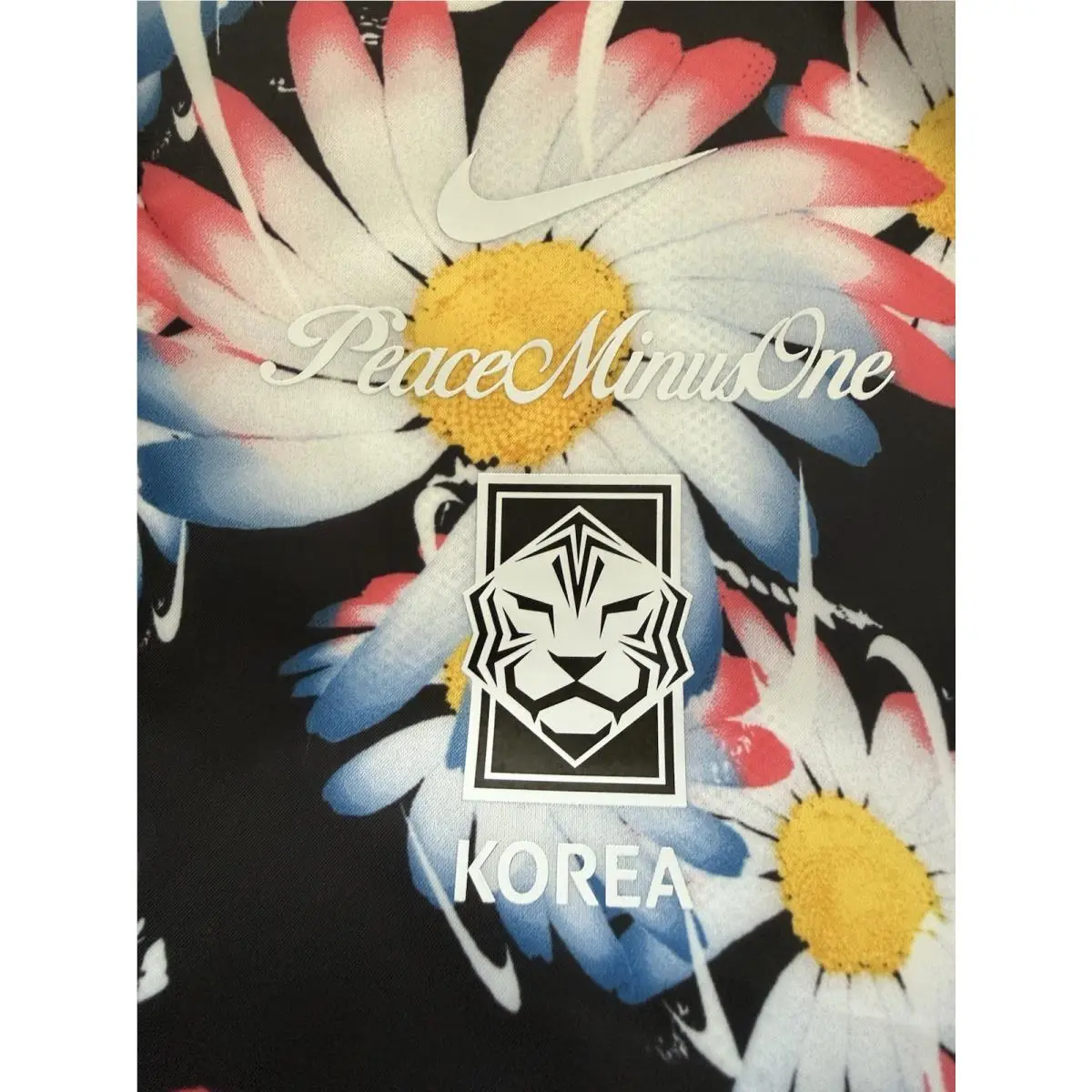 Nike clothing - Nike Dri-Fit - Floral 0