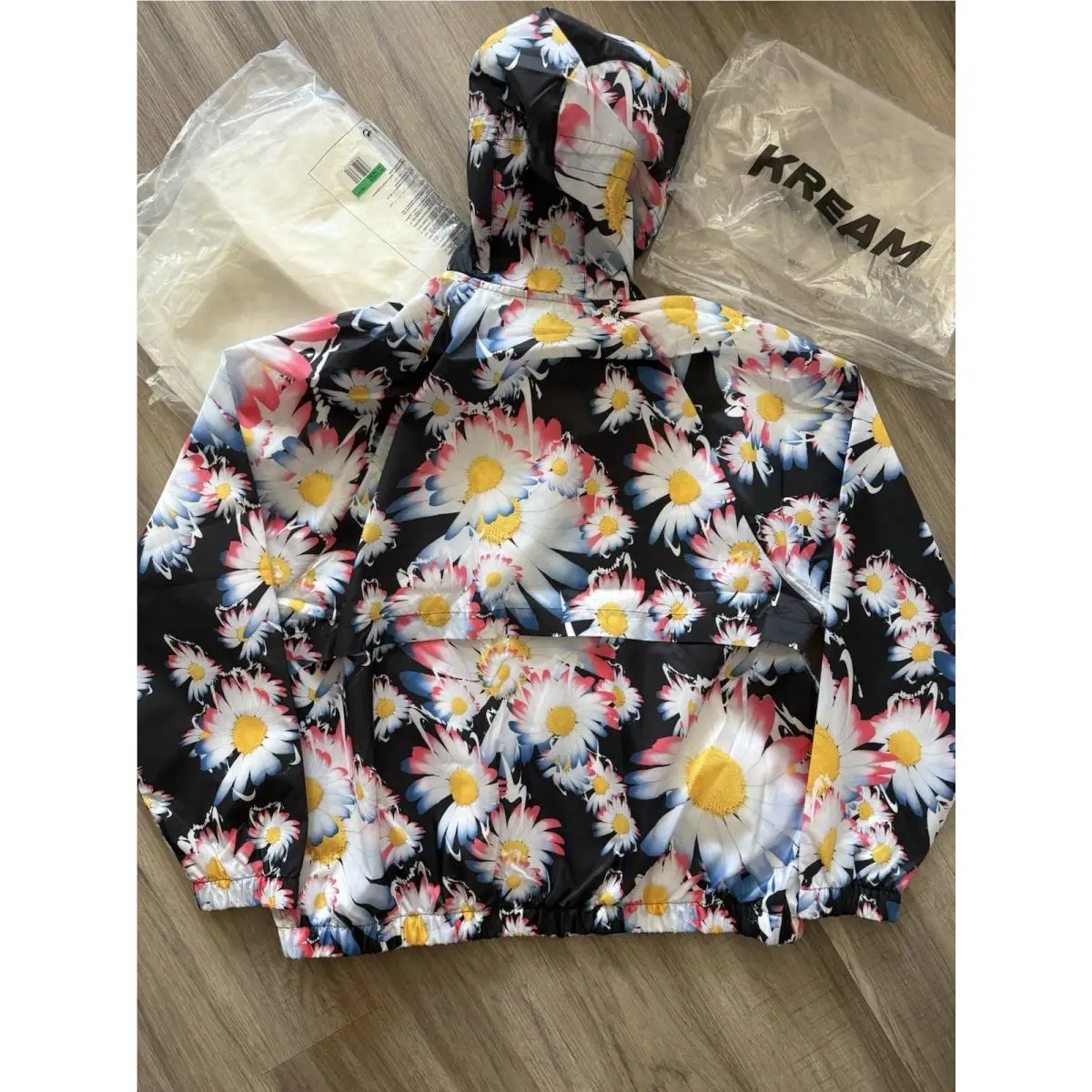 Nike clothing - Nike Dri-Fit - Floral 4