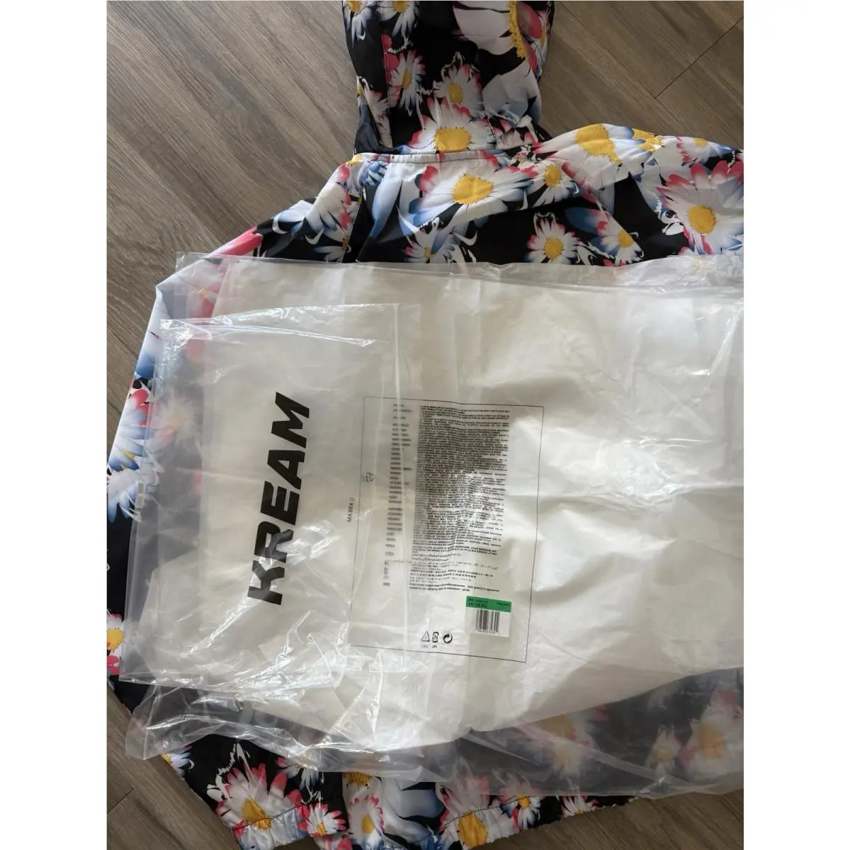Nike clothing - Nike Dri-Fit - Floral 5