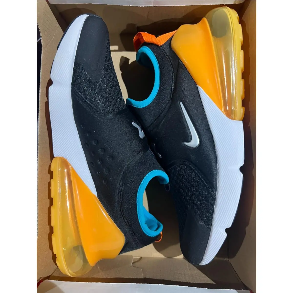 Air Max 270 Extreme CI1108 006 Size 6.5Y The Box Has no Lid by Nike