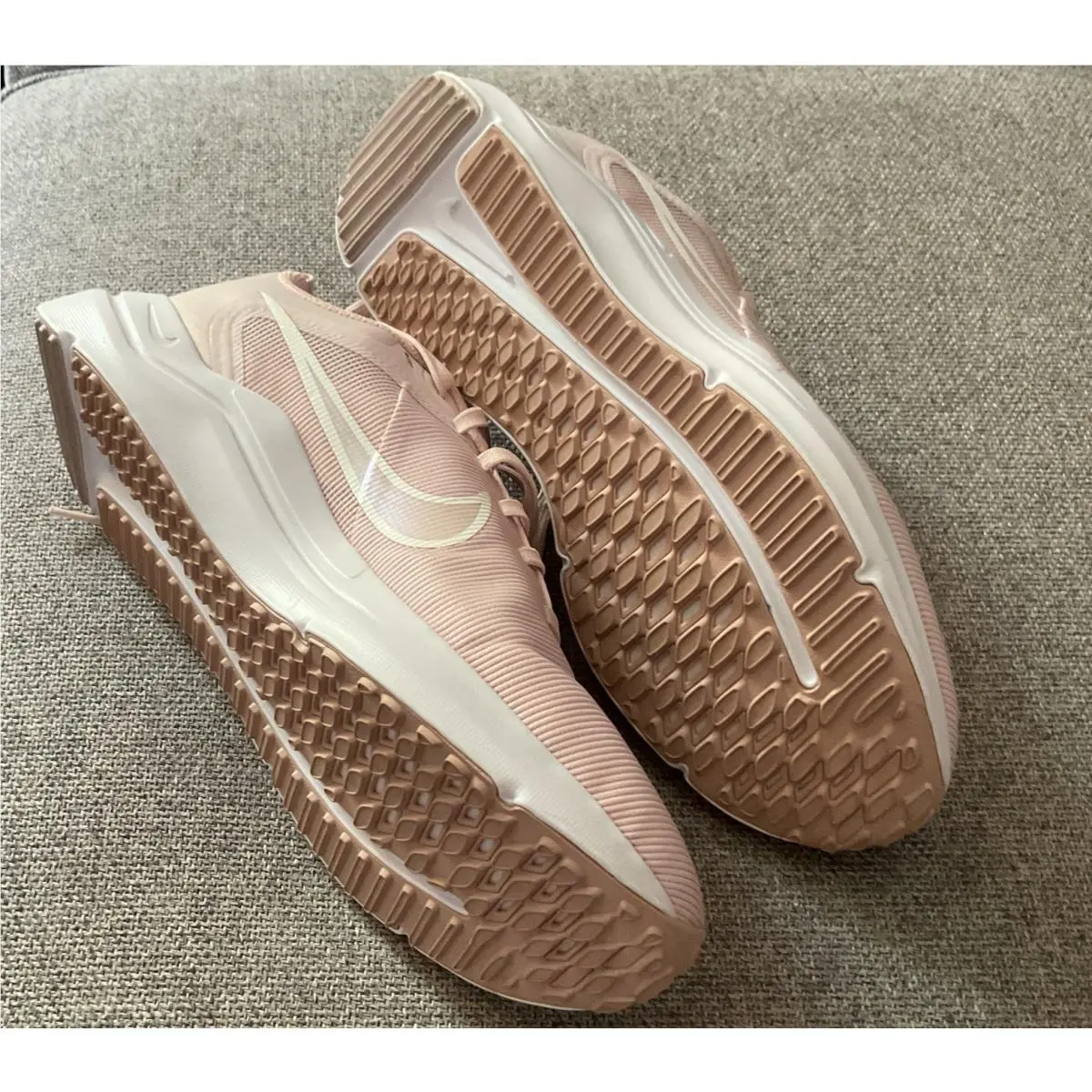 Nike shoes - White-pink 2