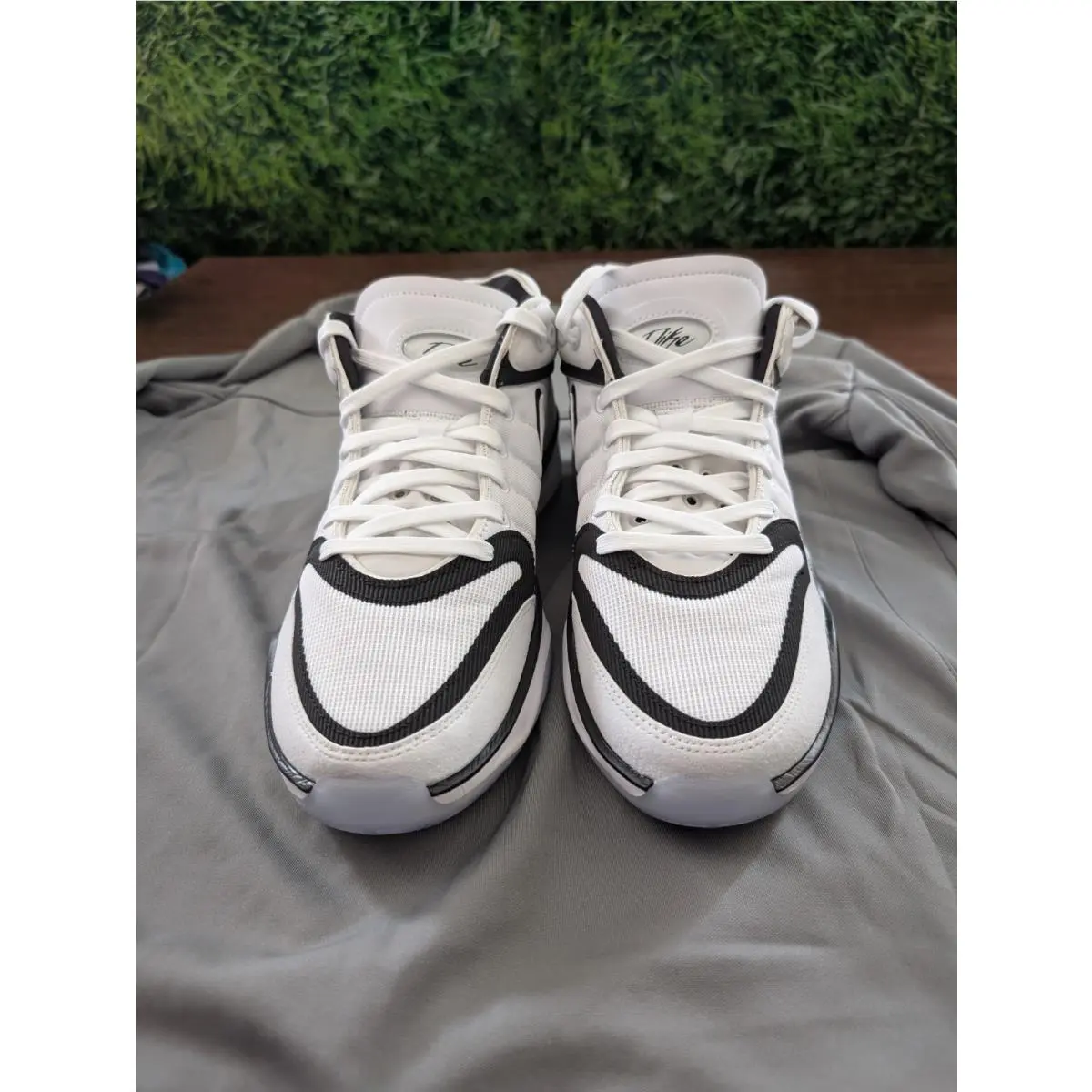 Nike shoes - Nike Air Zoom GT Hustle 2 - White 0