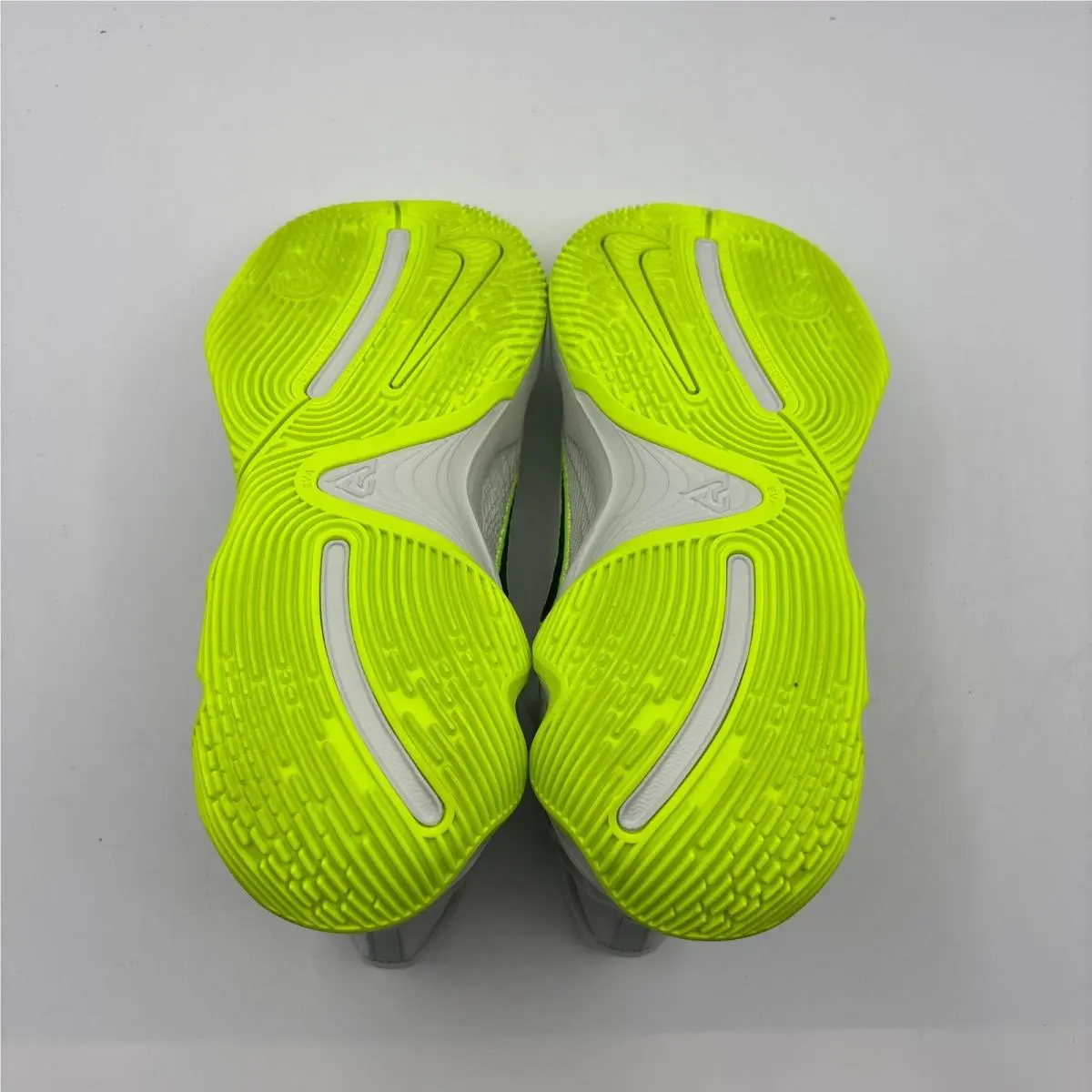 Nike shoes - Giannis Immortality 4 - Giannis Immortality - Gray 4