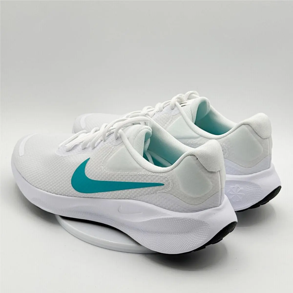 Nike shoes - Nike Revolution 7 - Revolution - FB2207-103 - White (UPC: 197600709676) 3