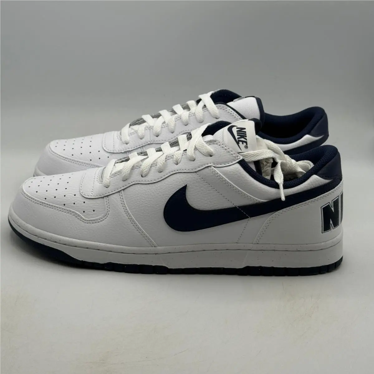 Nike shoes - Nike Big Nike Low - Big Low - White 2