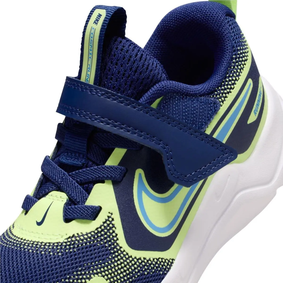 Nike shoes - Blue (UPC: 198484318213) 0