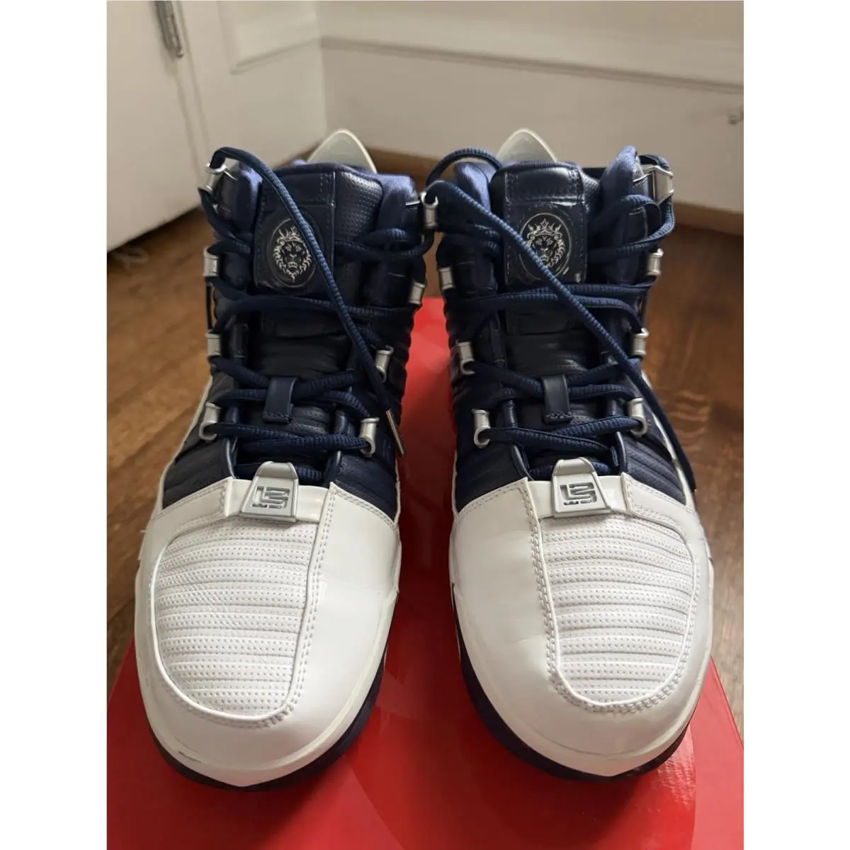 Nike shoes - Nike Zoom LeBron 3 - Zoom LeBron - AO2434-103 - Blue, Manufacturer: White/Midnight Navy-Metallic Silver (UPC: 0192499944474) 1