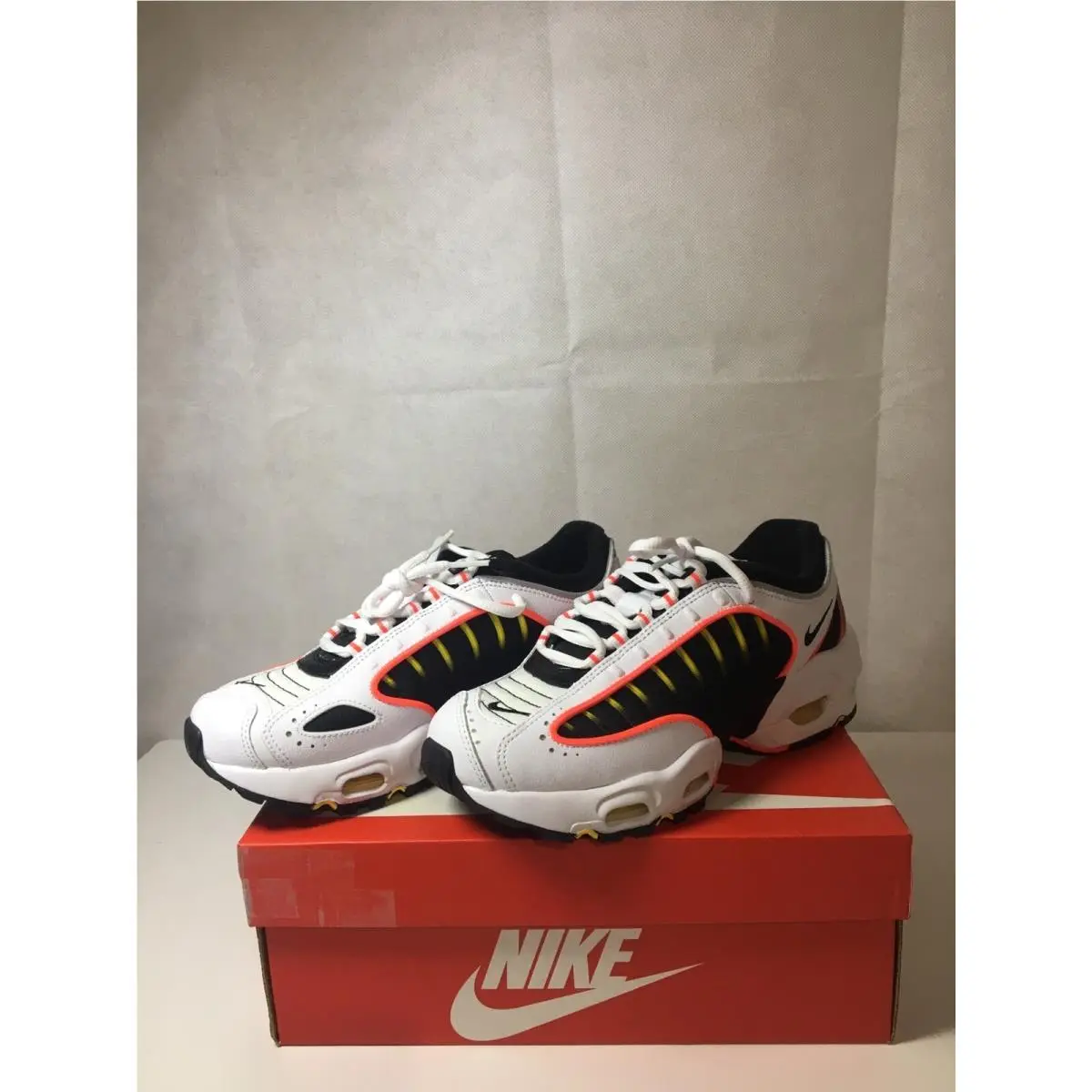 Nike shoes - Nike Air Max Tailwind IV - White 1
