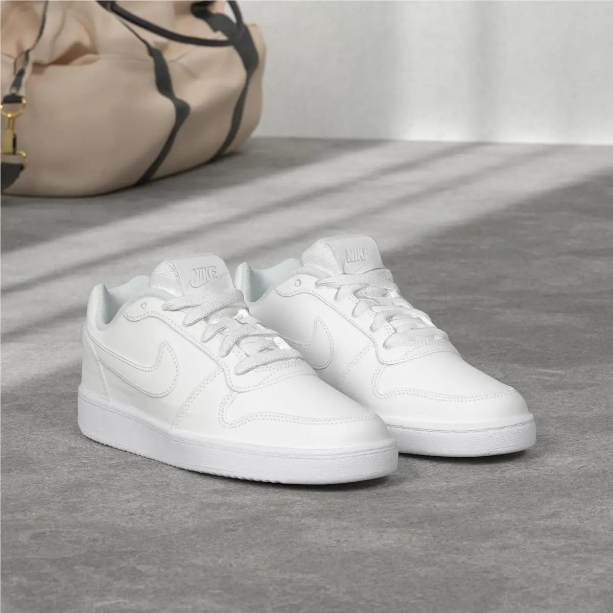 Nike shoes - AQ1779-100-7.5 Regular US - Regular - AQ1779-100-75 Regular US - White/White (UPC: 887231248179) 2