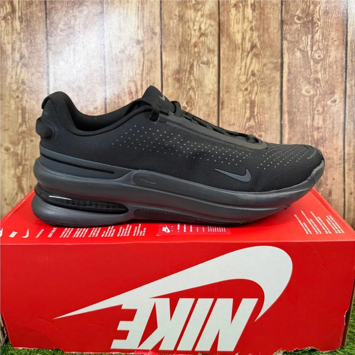 Air Zoom Upturn SC Sneaker Mens Size 12 Black Anthracite Air Cushioning by Nike