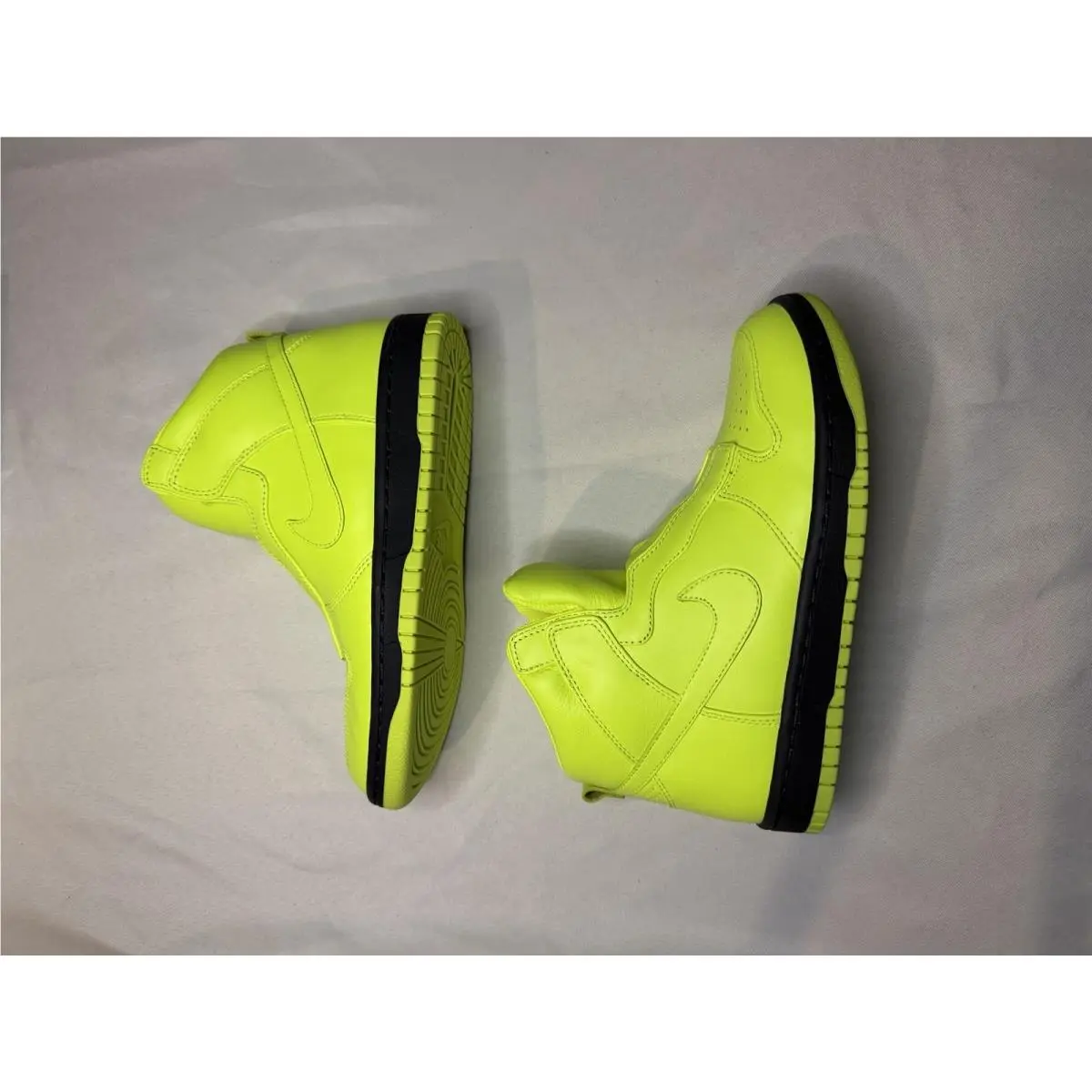 Nike shoes - Nike Dunk - Dunk - 776446-774 - Yellow 1