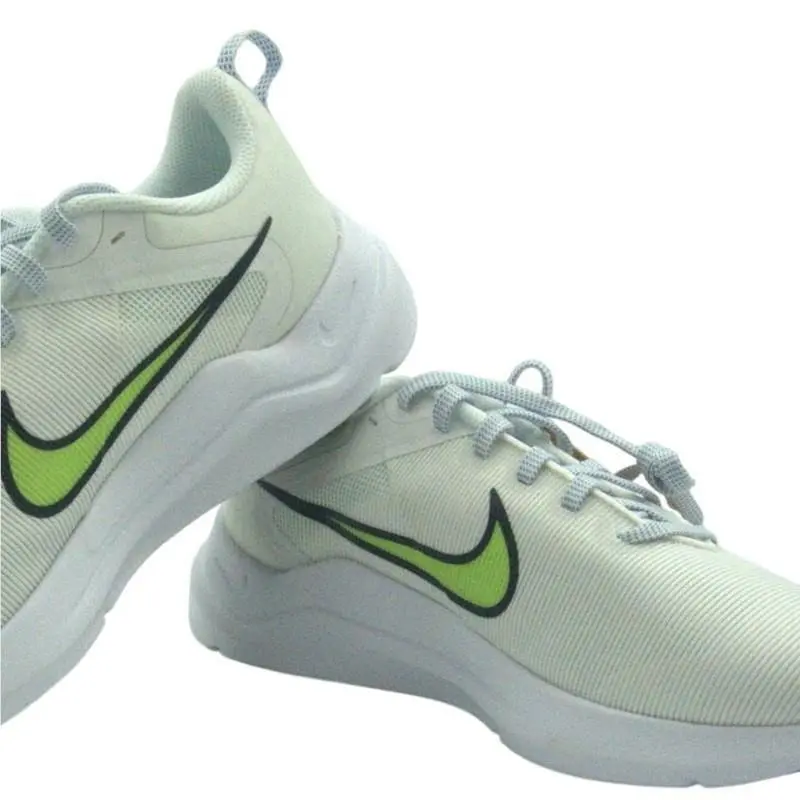 Nike shoes - White 2