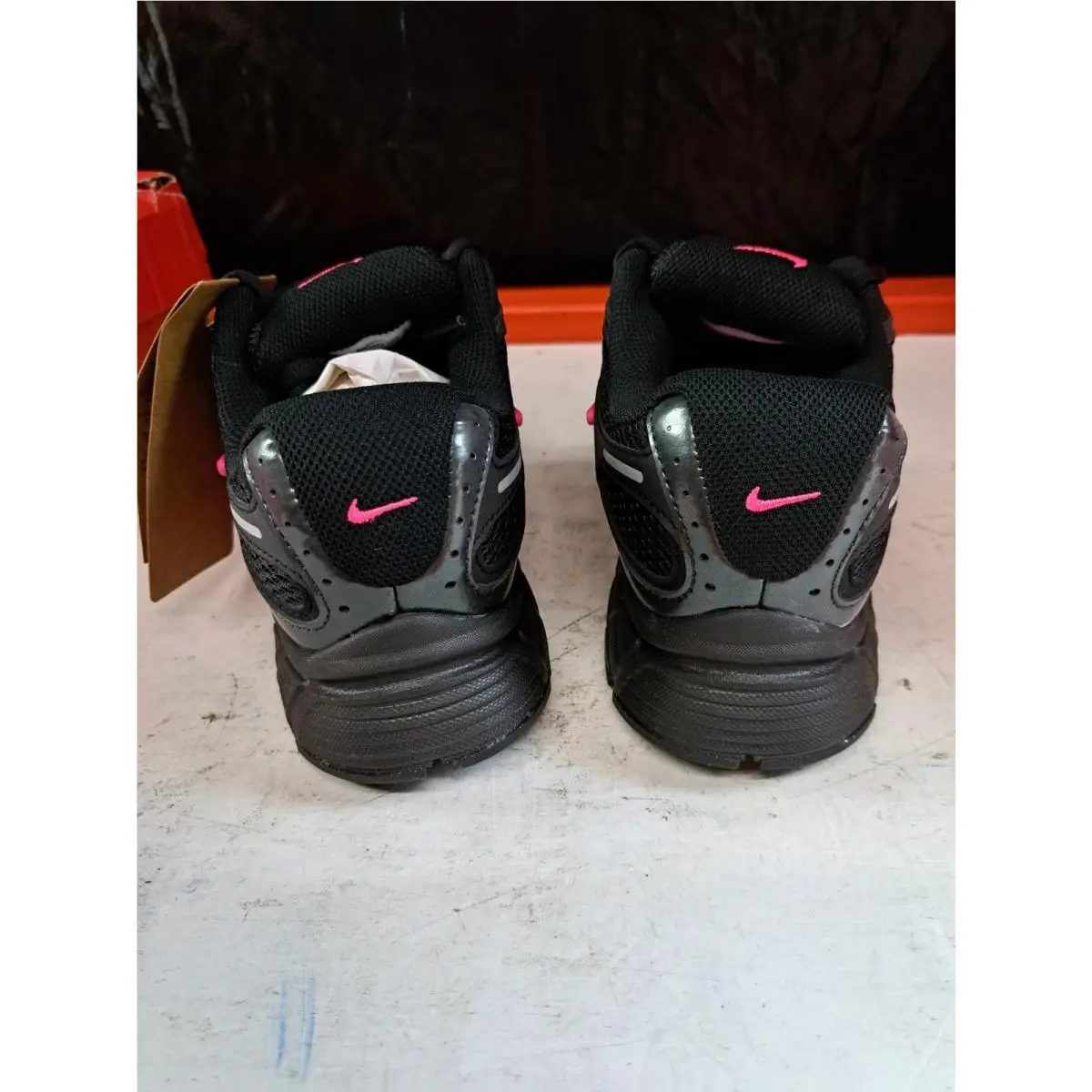 Nike shoes - Black 2