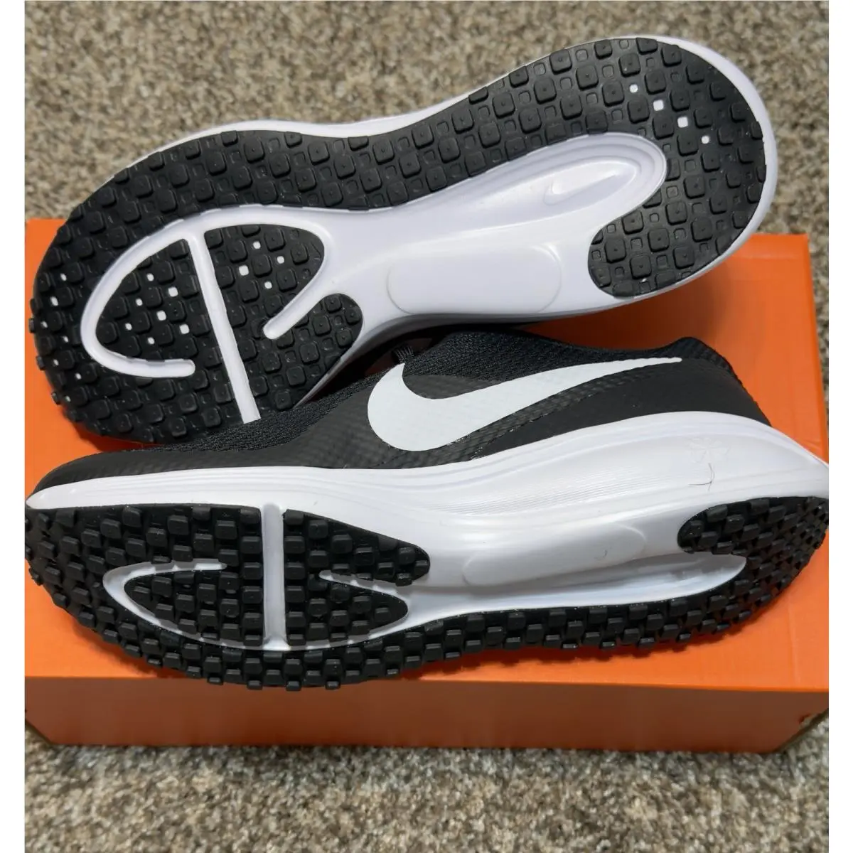 Nike shoes - Nike Revolution 8 - Revolution - Black (UPC: 00197862889765) 4