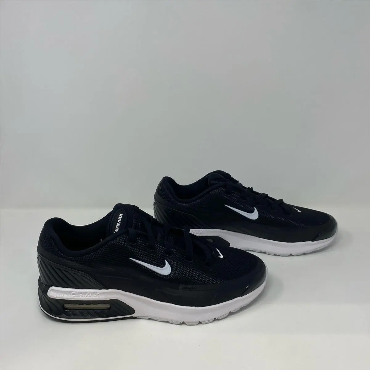 Air Max Bia Black/white Men`s Size 7.5 Sneakers by Nike