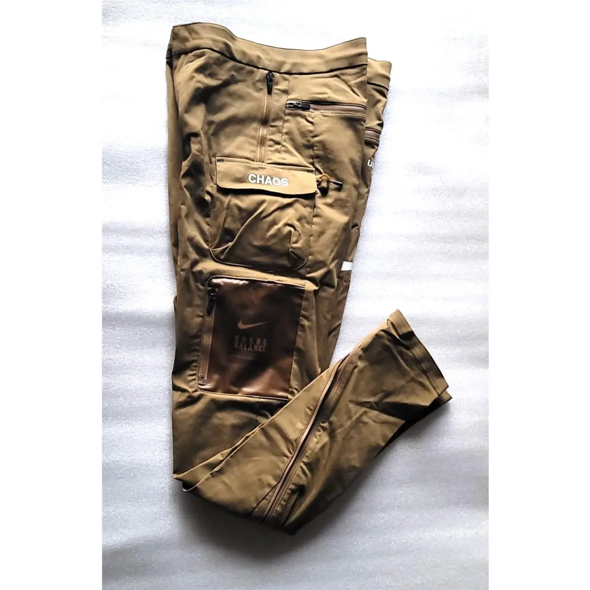 Nike x Undercover Nrg Cargo Pants Chaos Balance Logos Lichen Brown Men XS
