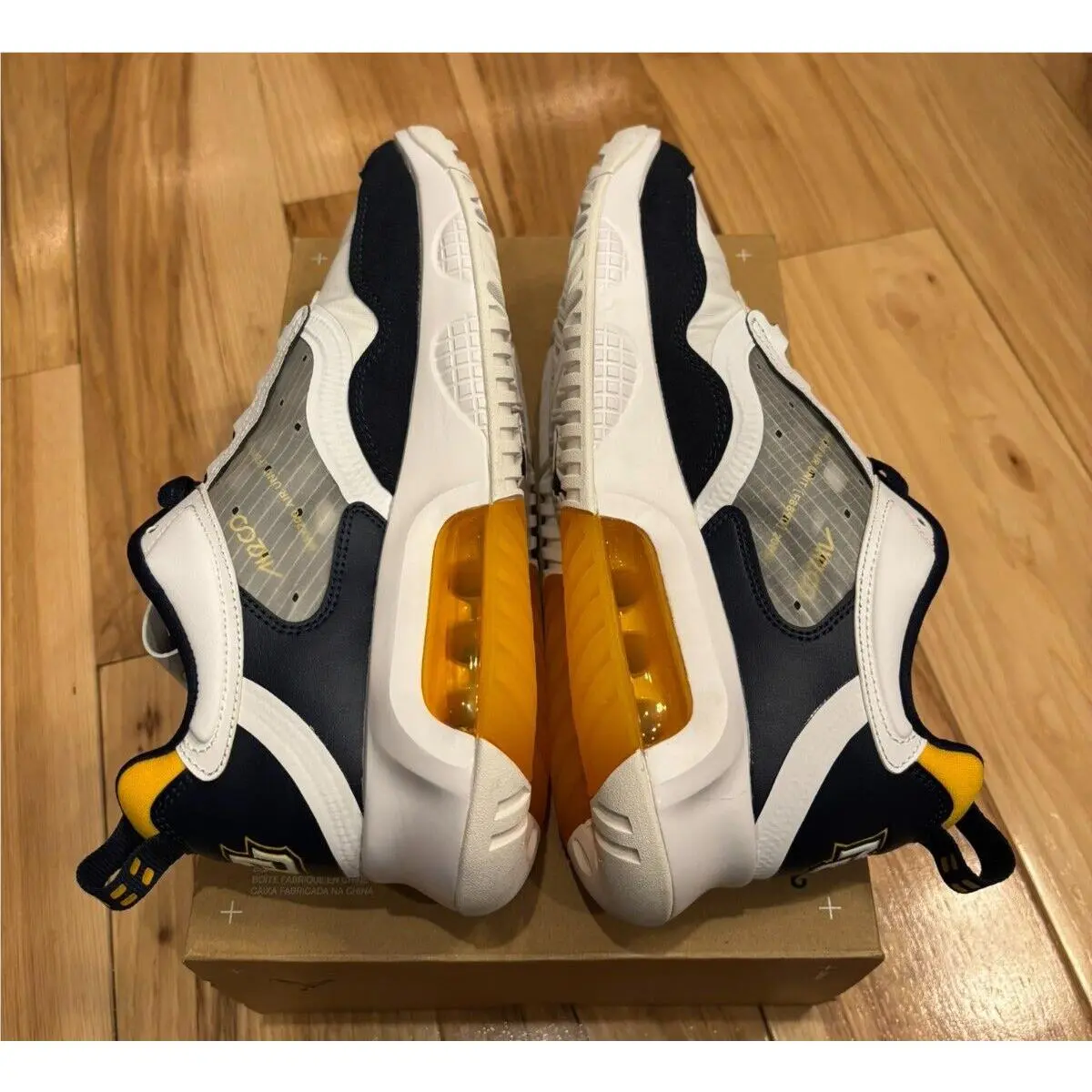 Nike shoes - Jordan Max 200 - Max - DC1094 104 - White / Multi-color-College Navy (UPC: 194499123101) 4
