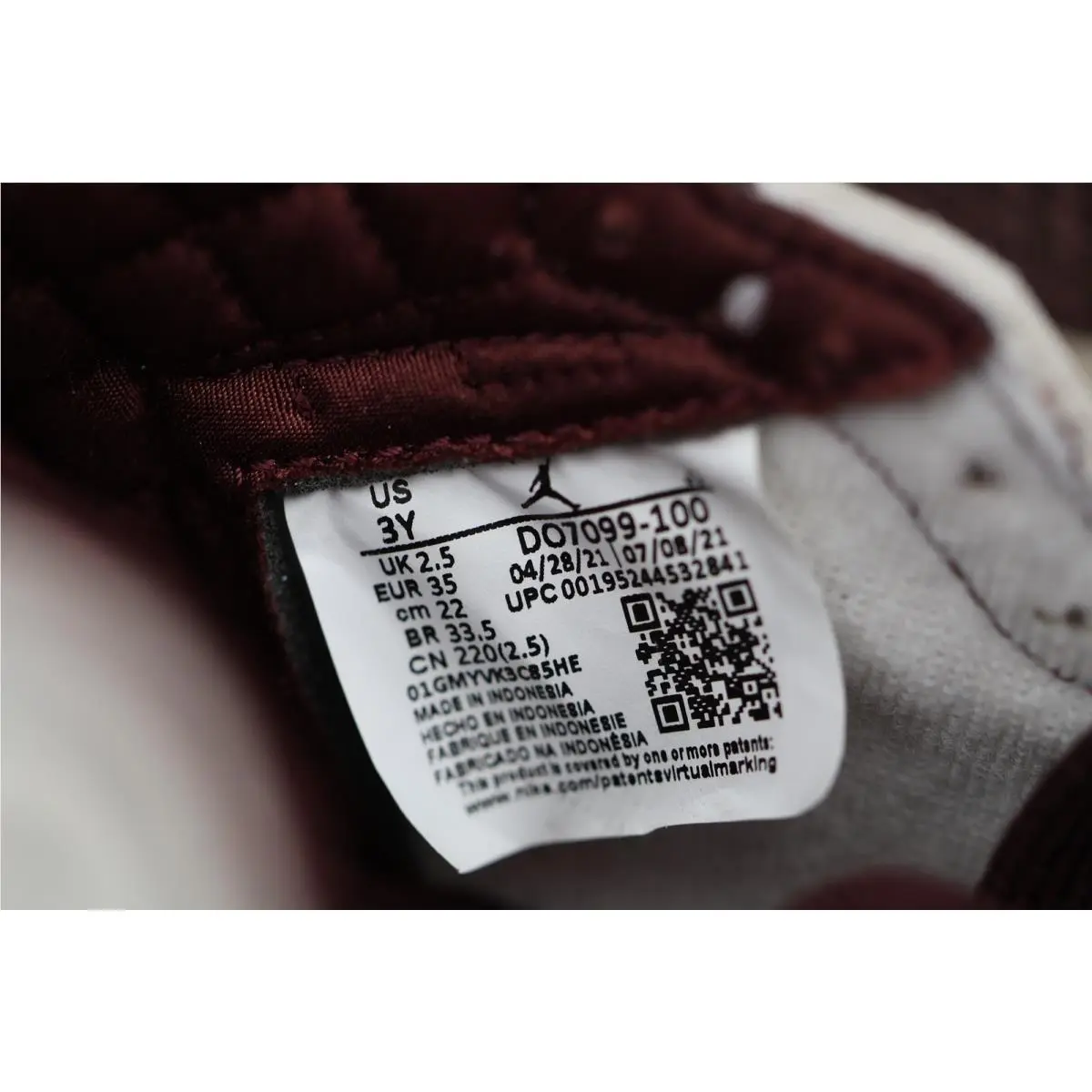 Nike shoes - Air Jordan 1 - Air - DO7099-100 - White 5