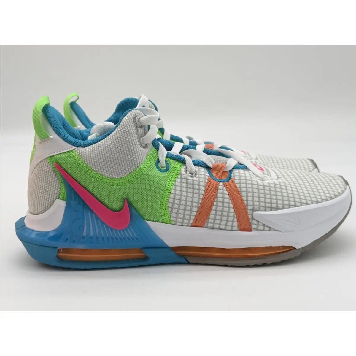 Size 11.5 -  Lebron Witness 7 Grey Fog Multi-color DM1123-003 No Box Lid by Nike