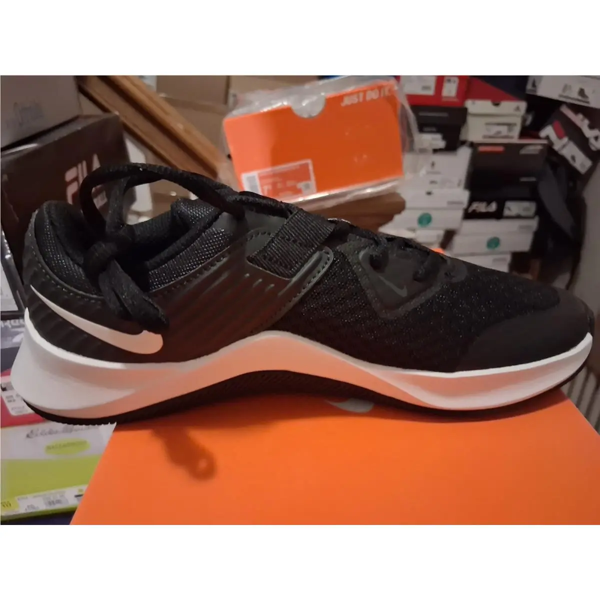Nike shoes - Nike MC Trainer - Trainer - Black 1