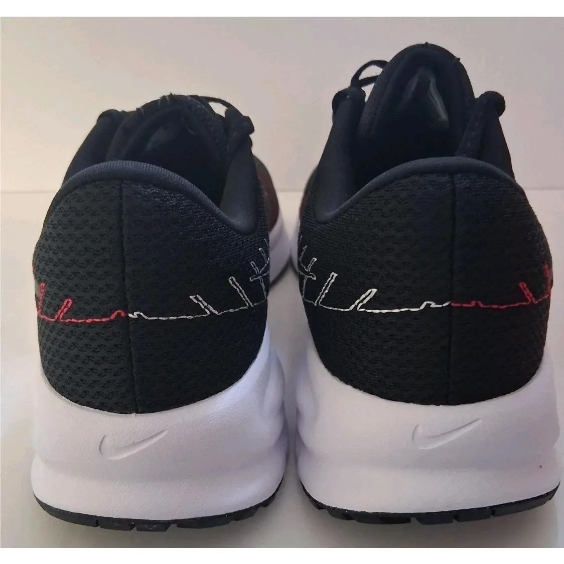 Nike shoes - Nike Run Defy - Run Defy - HM9594-001 - Black / Cool Gray / University Red 4