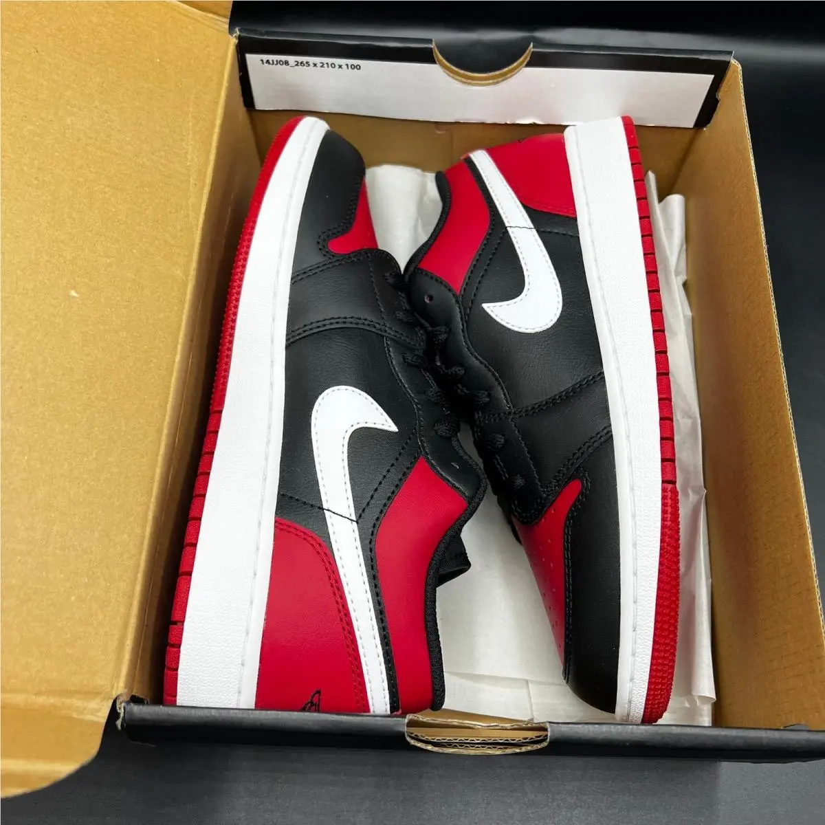 Nike shoes - Air Jordan 1 - Air - Black 8