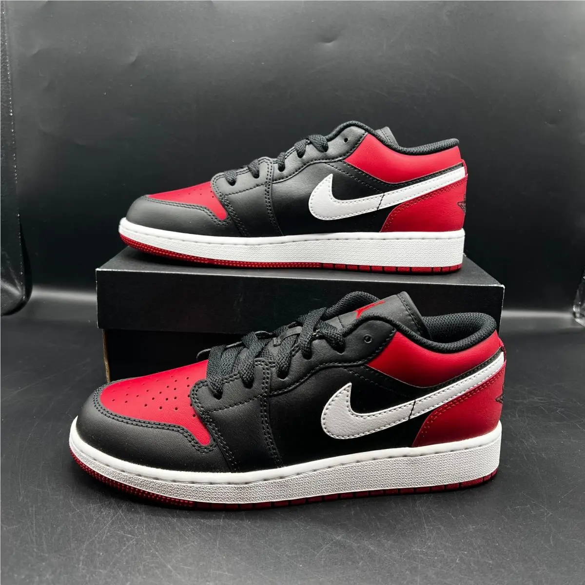 Nike shoes - Air Jordan 1 - Air - Black 0