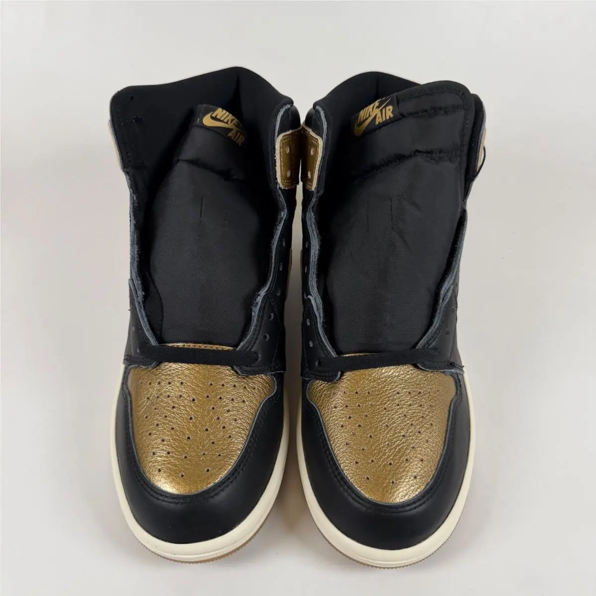 Nike shoes - Jordan 1 Retro High OG - Black 2