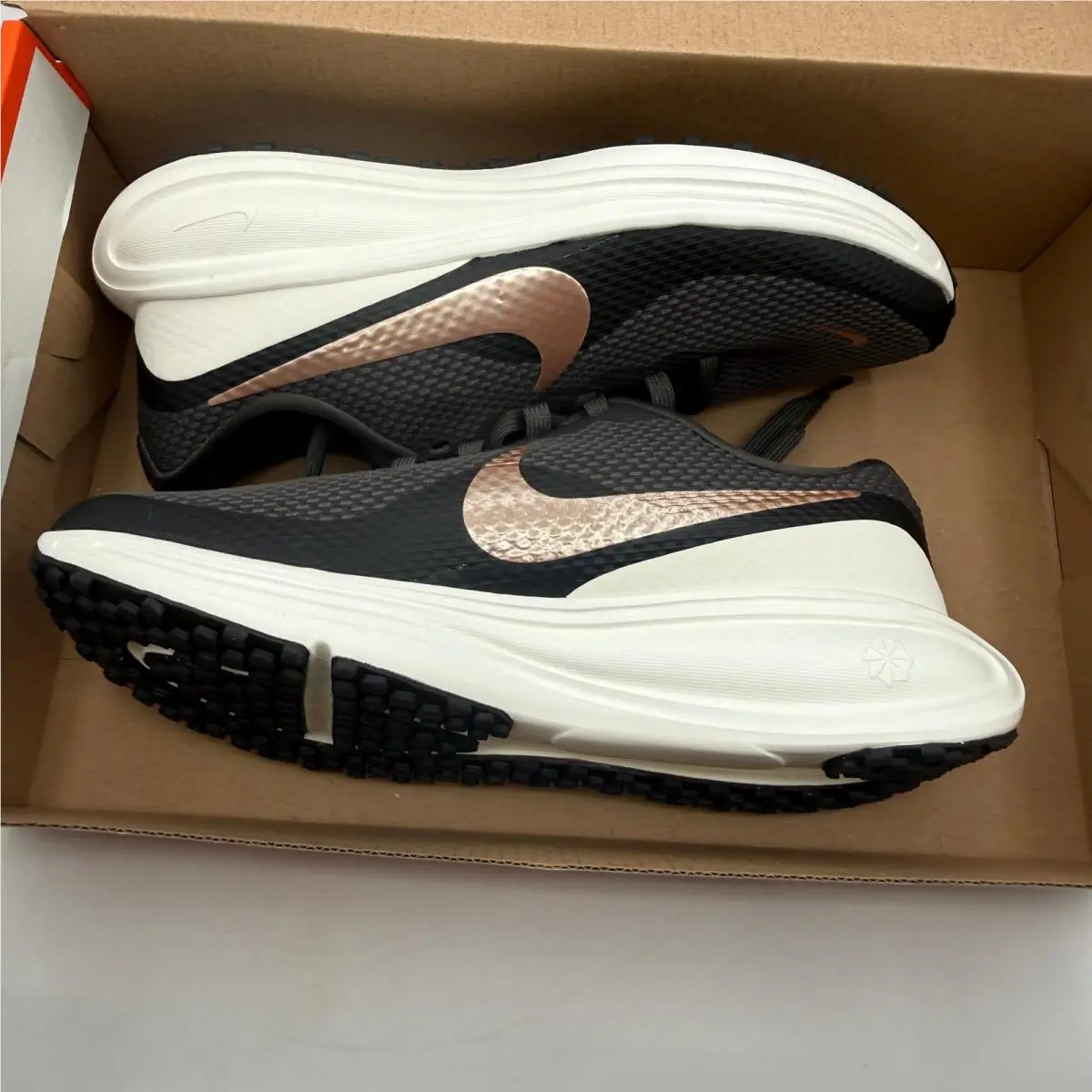Nike shoes - Nike Revolution 8 - Revolution - Gray 4