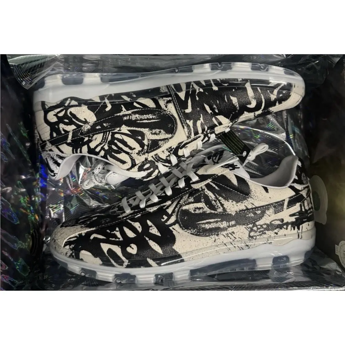 Nike shoes - Cryoshot Striker 1976 x Nigeria x Slawn - II9933-100 - Multicolor 0