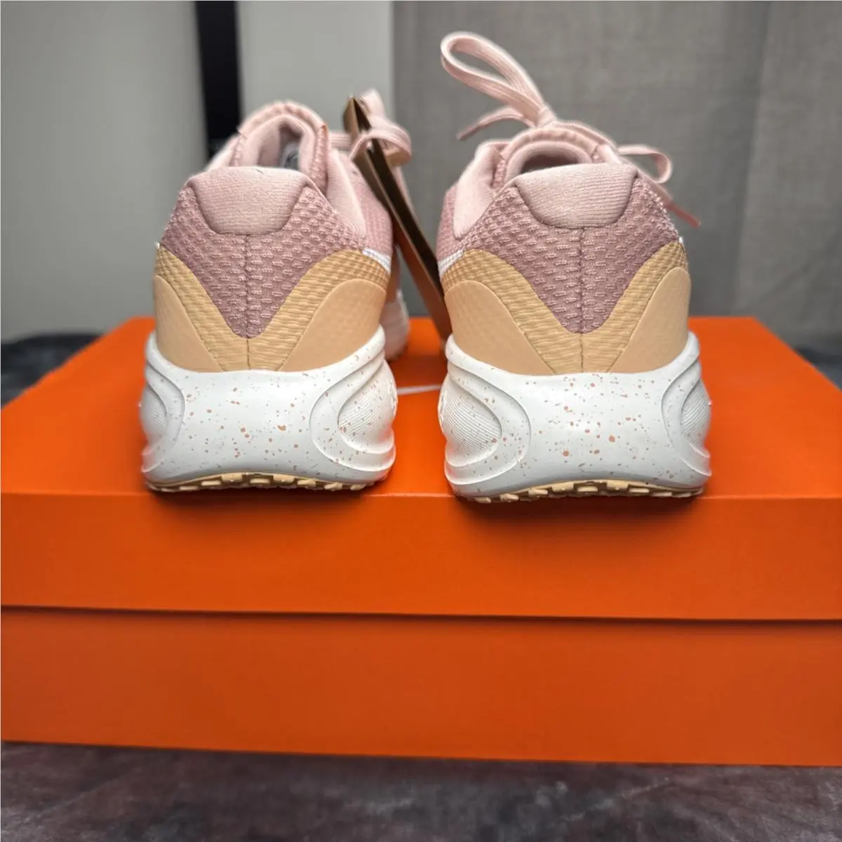Nike shoes - Nike Revolution - Revolution - Pink 2
