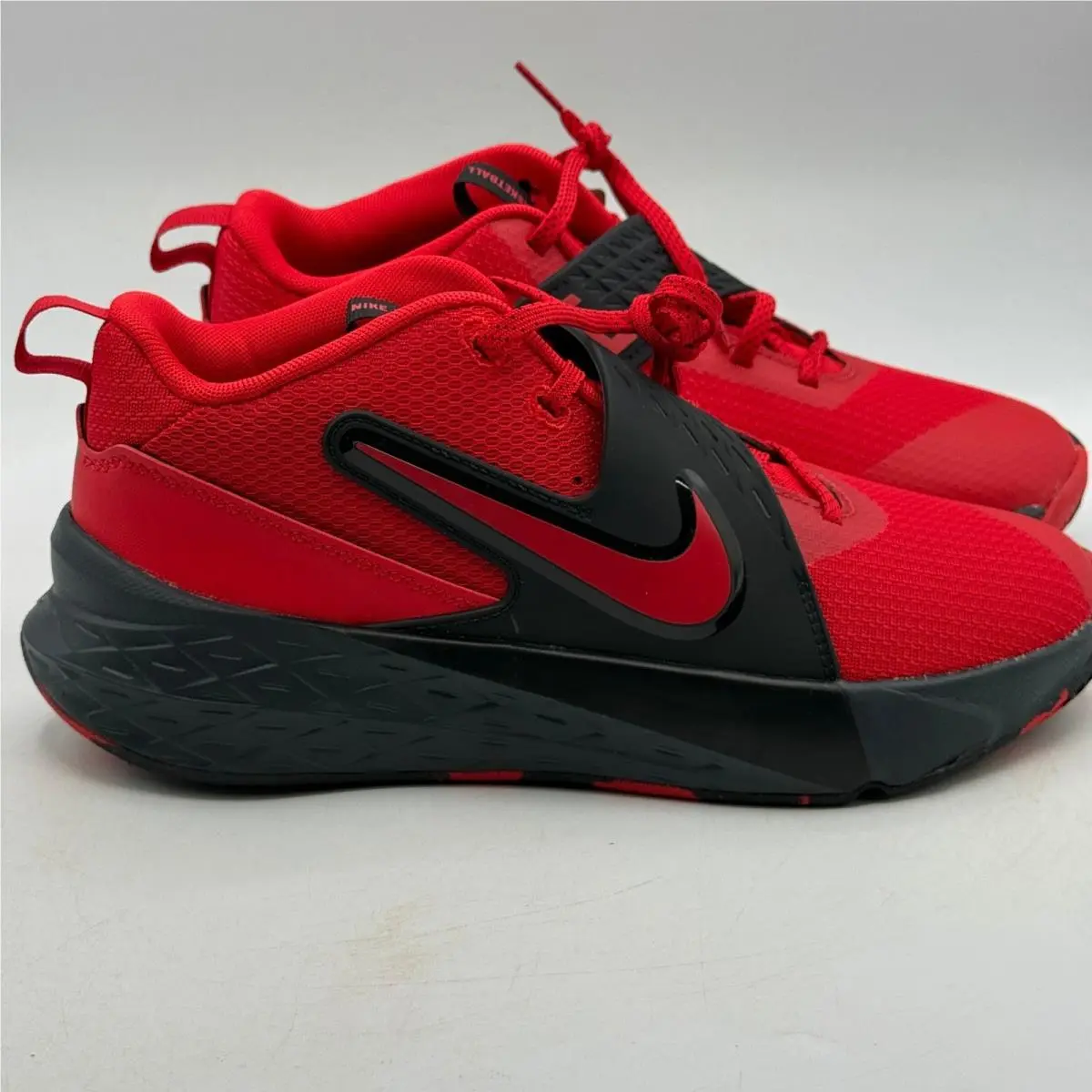 Team Hustle D 12 Shoes Kids Size 7Y Red Black Basketball HF6279-602 by Nike