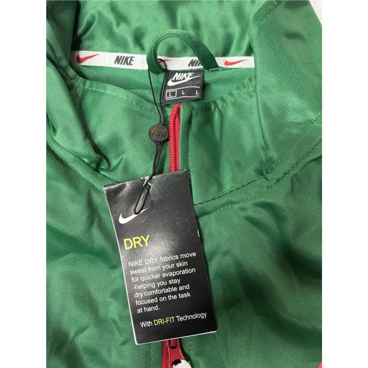 Nike clothing - Green 4