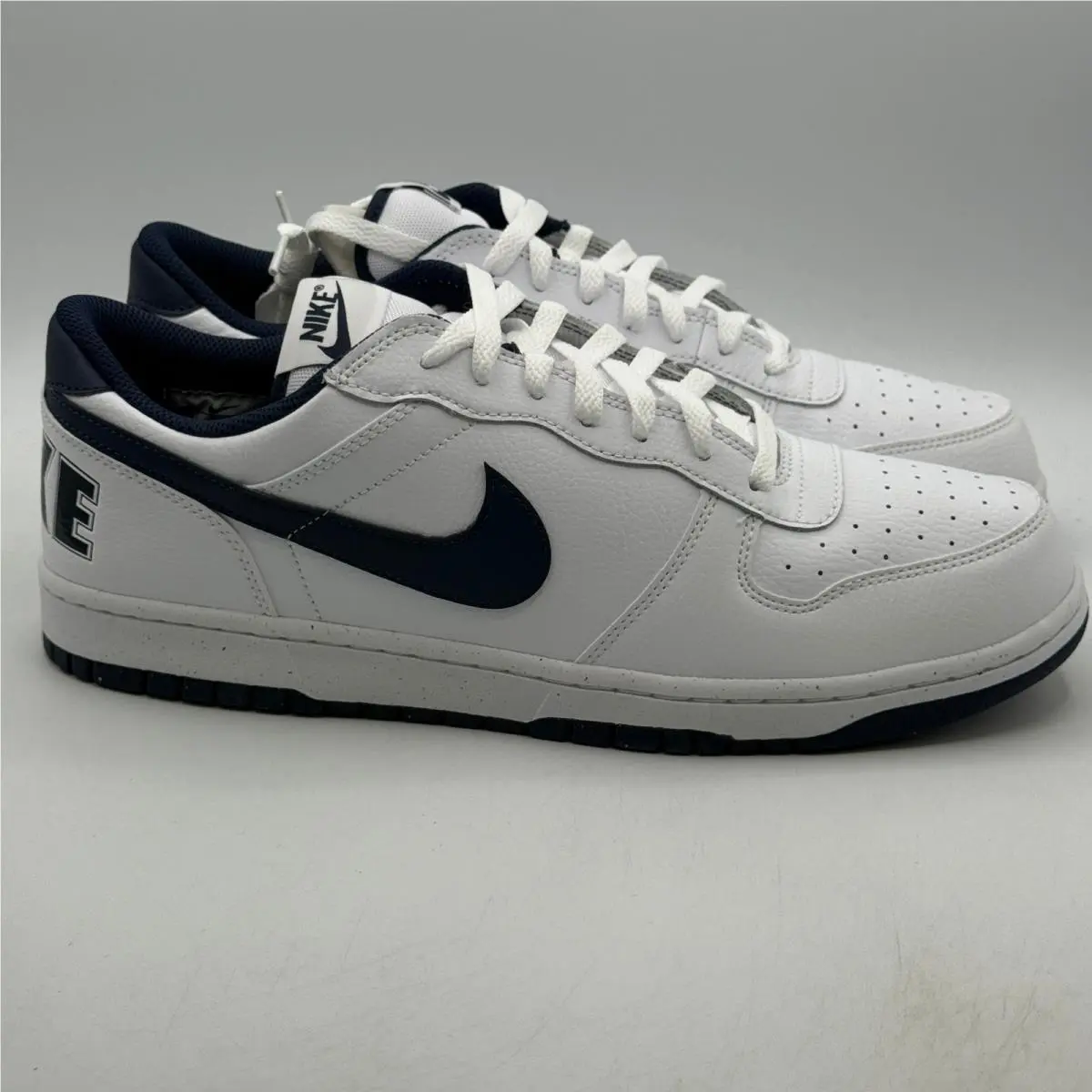 Big  Low Shoes Mens Size 13 White Midnight Navy Basketball 355152-140 by Nike