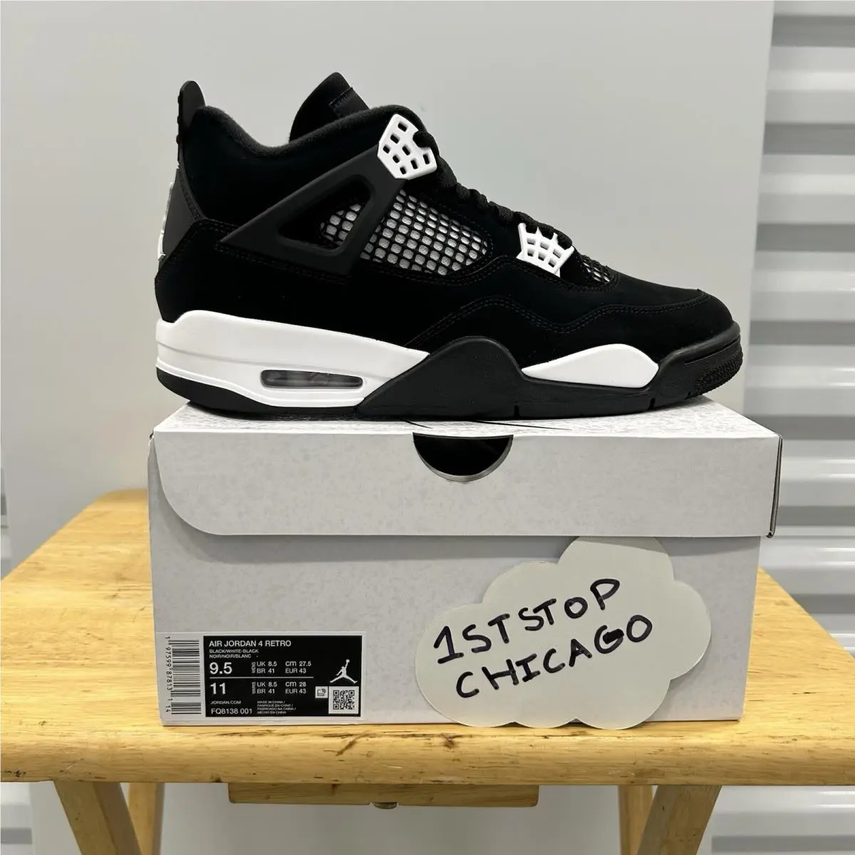 Air Jordan 4 Retro White Thunder FQ8138-001 Mens Size 9.5 by Nike