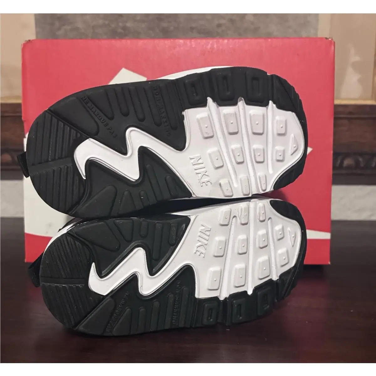 Nike shoes - Nike Air Max 90 - Air Max - Black & White (UPC: 197597325583) 4