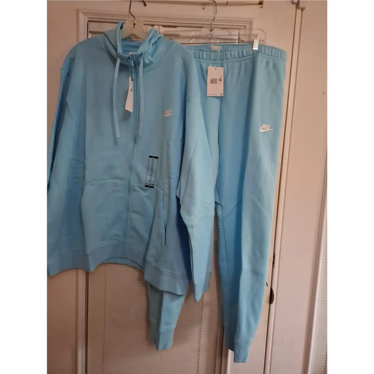 Nike clothing - Blue 2