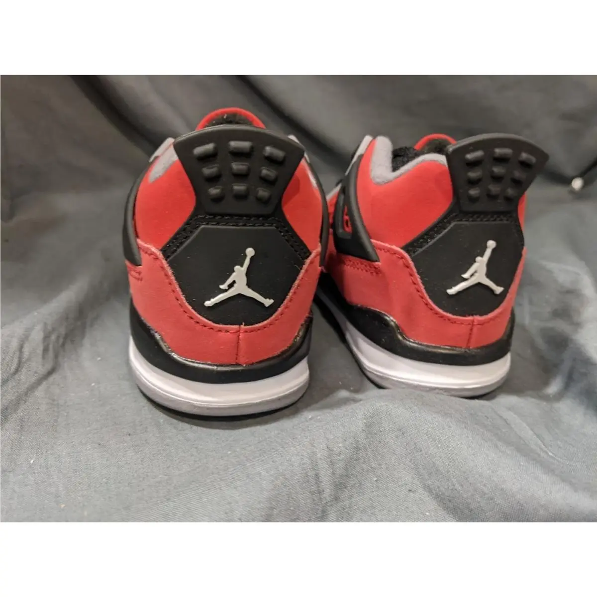 Nike shoes - Air Jordan 4 - Air - Red (UPC: 198730768717) 2