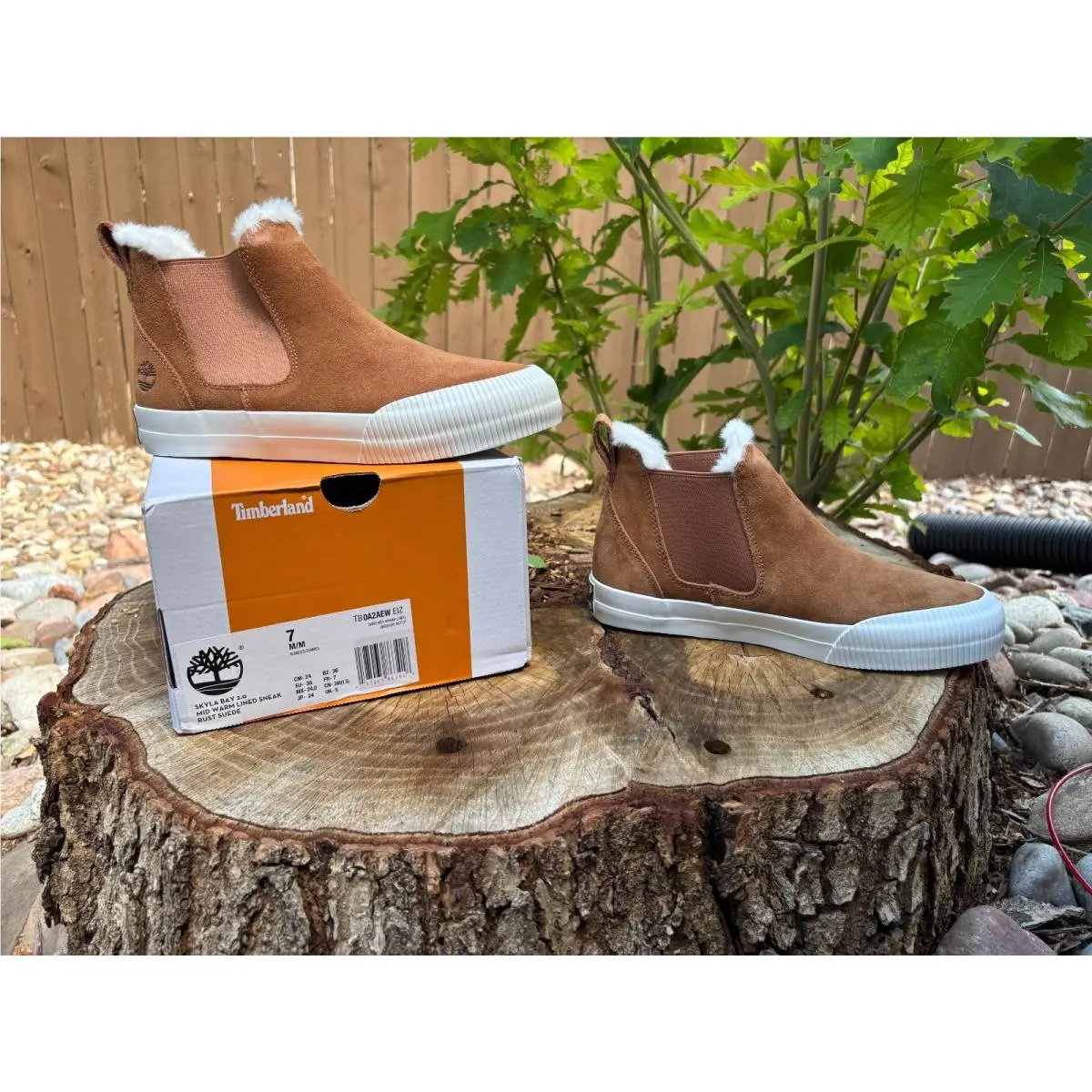 Timberland Women`s US 7 Skyla Bay 2.0 Mid Fur Lined Sneakers Rust Suede