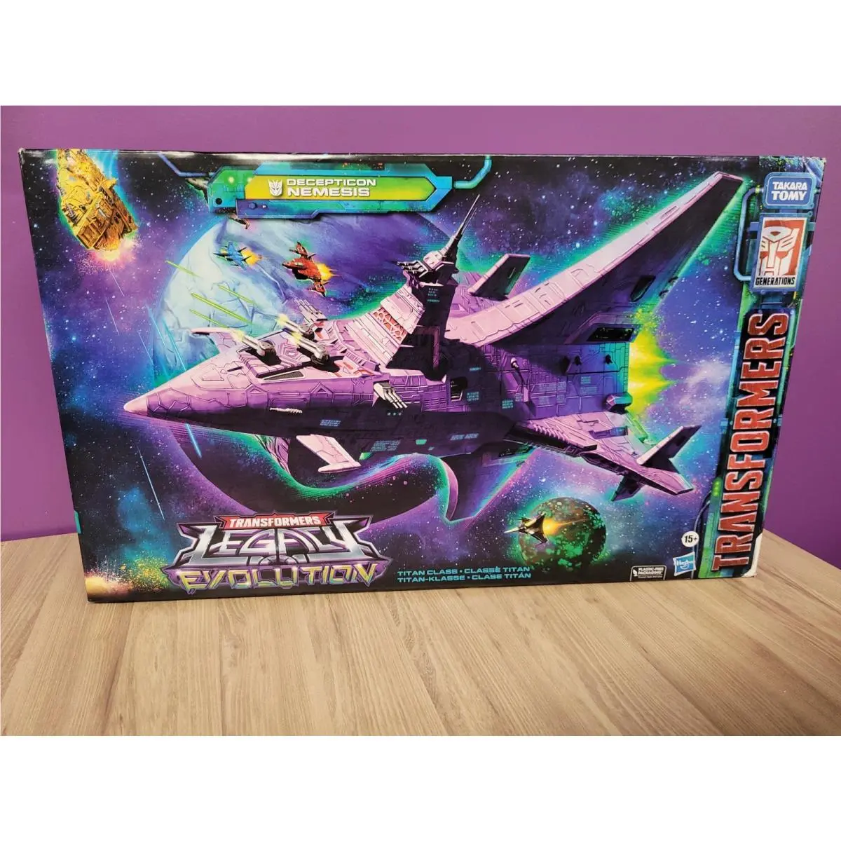 Transformers Legacy Evolution Titan Class Decepticon Nemesis 23.5 Action Figure
