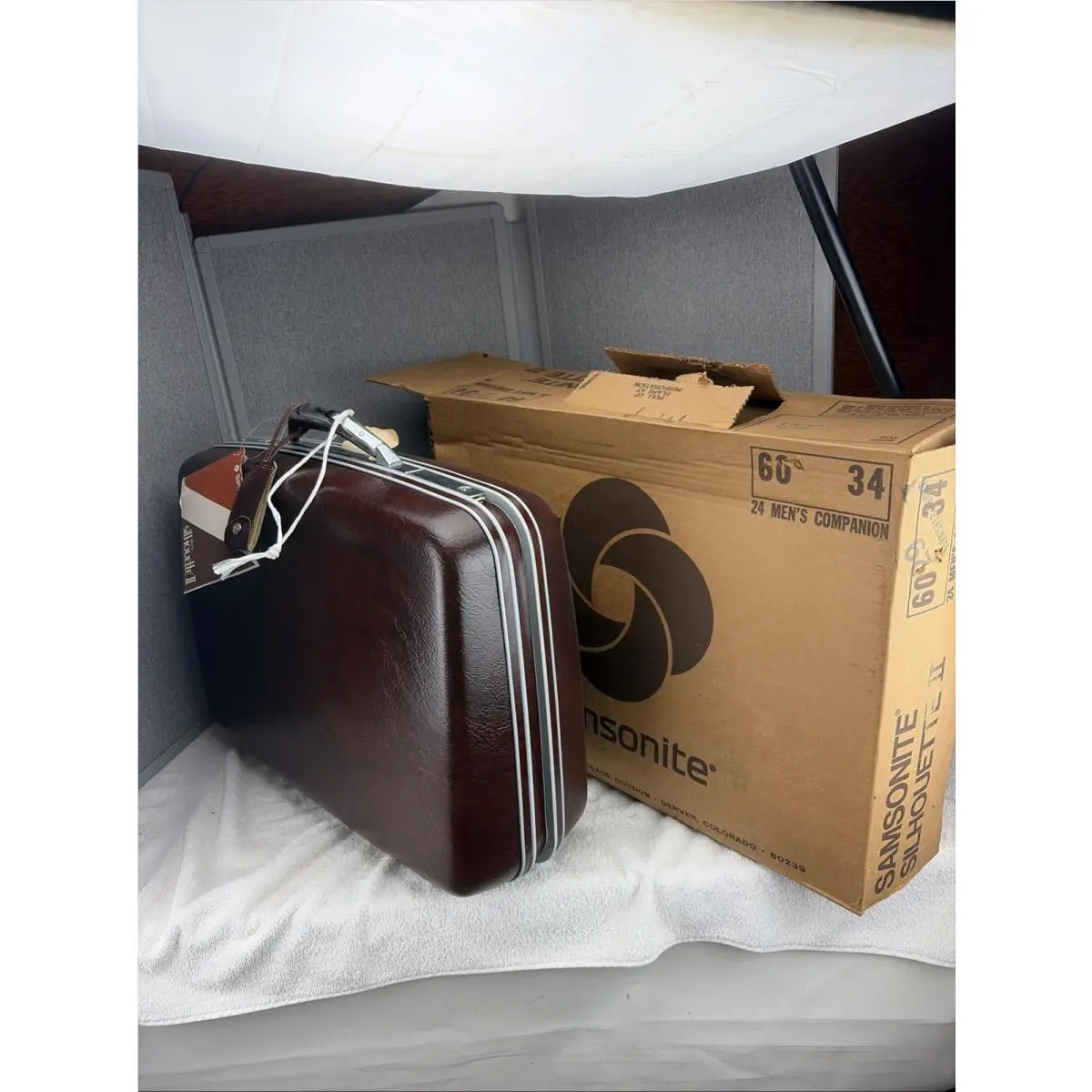 Vintage  Silhouette II Burnished Brown 24” Hard Luggage • Survivor by Samsonite