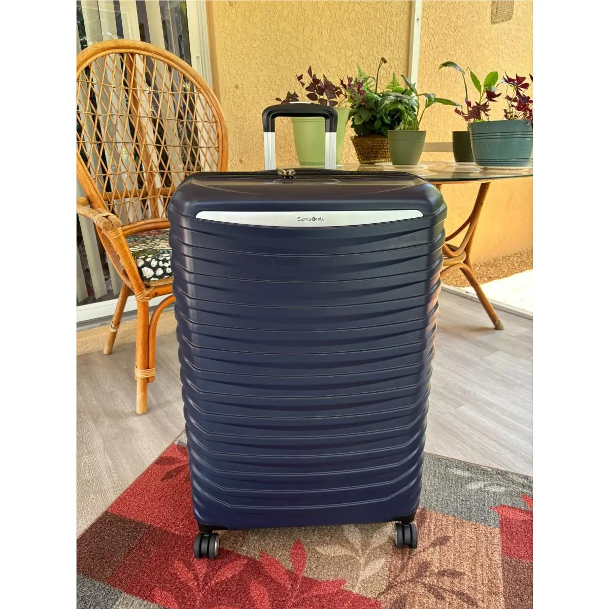 Spin Tech 6 31 Check-in Spinner Color: Midnight Navy by Samsonite