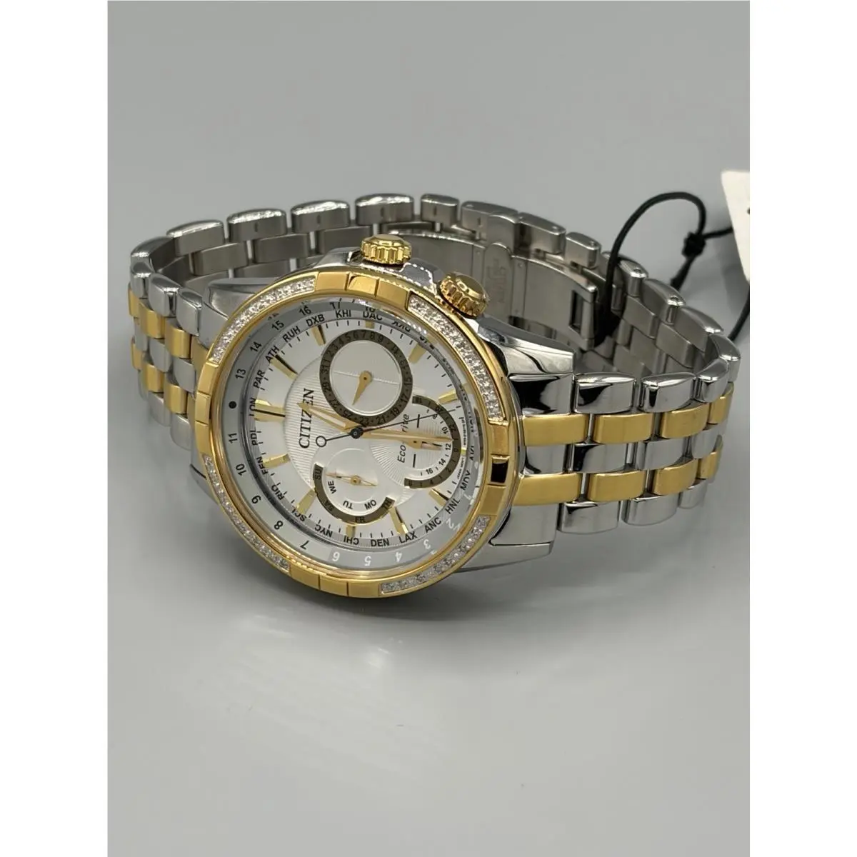 Old Stock –  Eco-drive BU2084-51A Calendrier World Time Watch – by Citizen