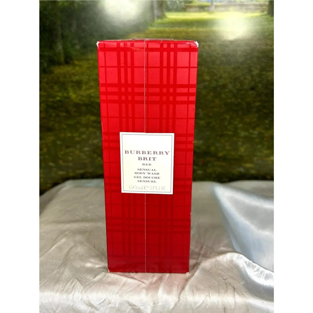 Burberry Brit Red 150ml/5oz Sensual Body Wash For Women Limited Edition