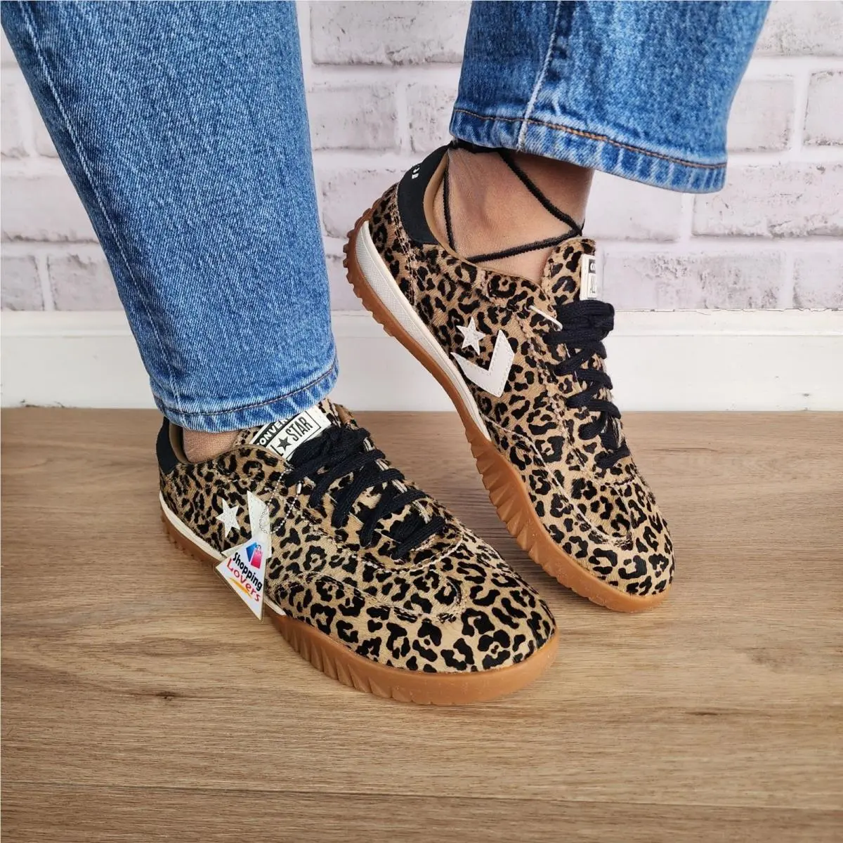 Converse Run Star Trainer Leopard Print Pony Sz 8.5 Women Shoes Sneakers A19273C