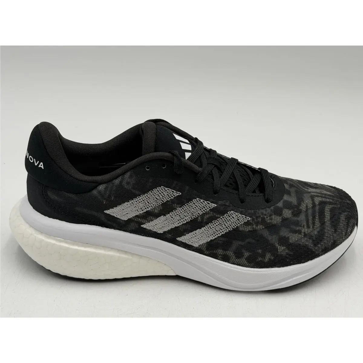 Supernova 3 Geometric SZ 7 Shoes Sneakers Running in Core Black Grey by Adidas
