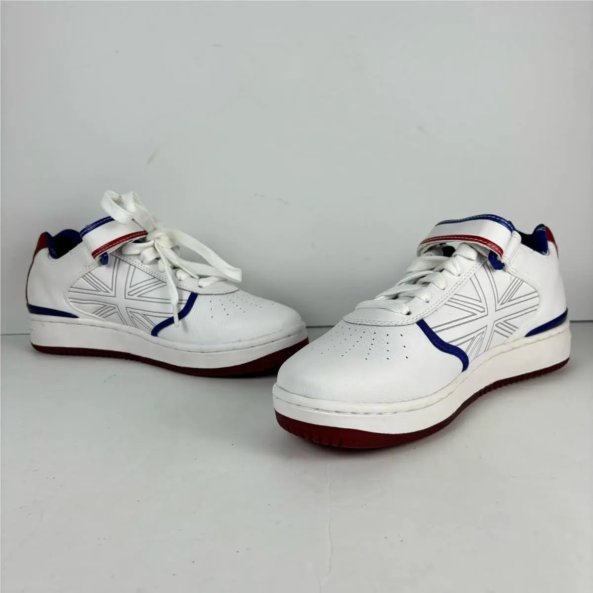 Reebok shoes - White 1